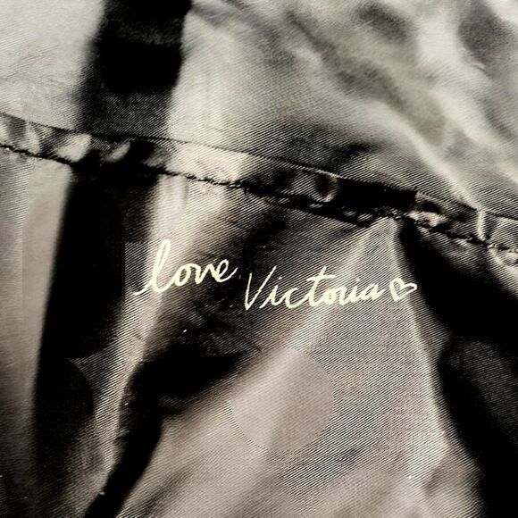 VICTORIA'S SECRET XL 2018 Black & Red Sequin Bling Glitter Weekend Tote Bag   ** - Picture 3 of 9